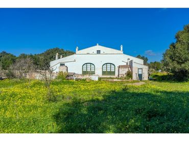 Casa rústica amb jardí en venda a Sant Climent - Es Canutells
