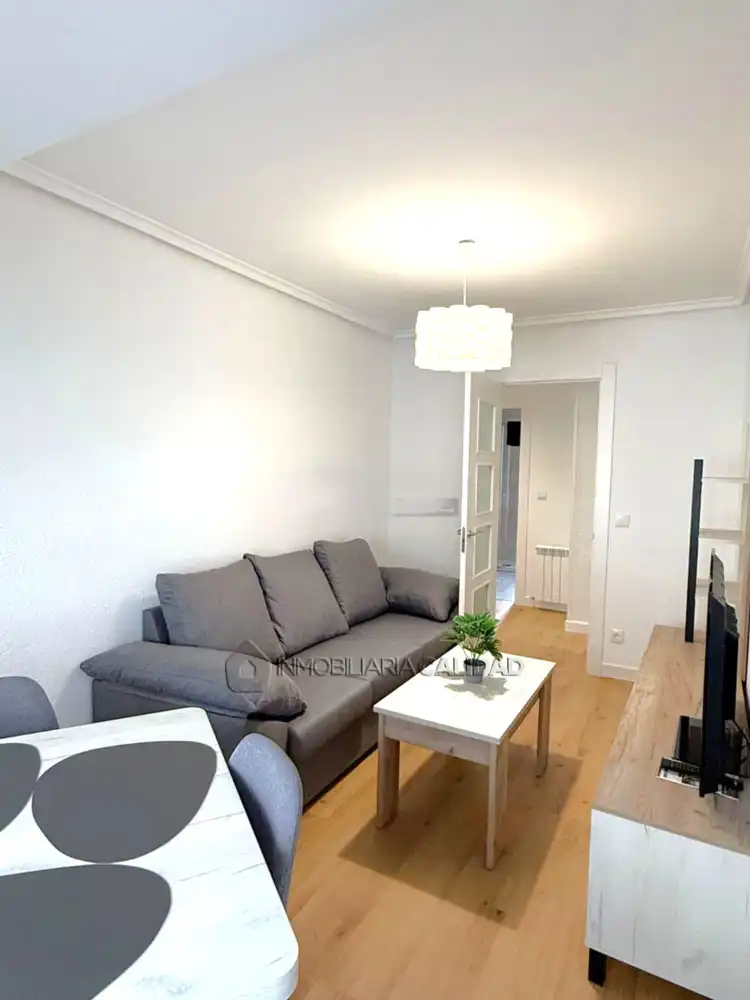 Living room of Flat for rent in Burgos  with Heating