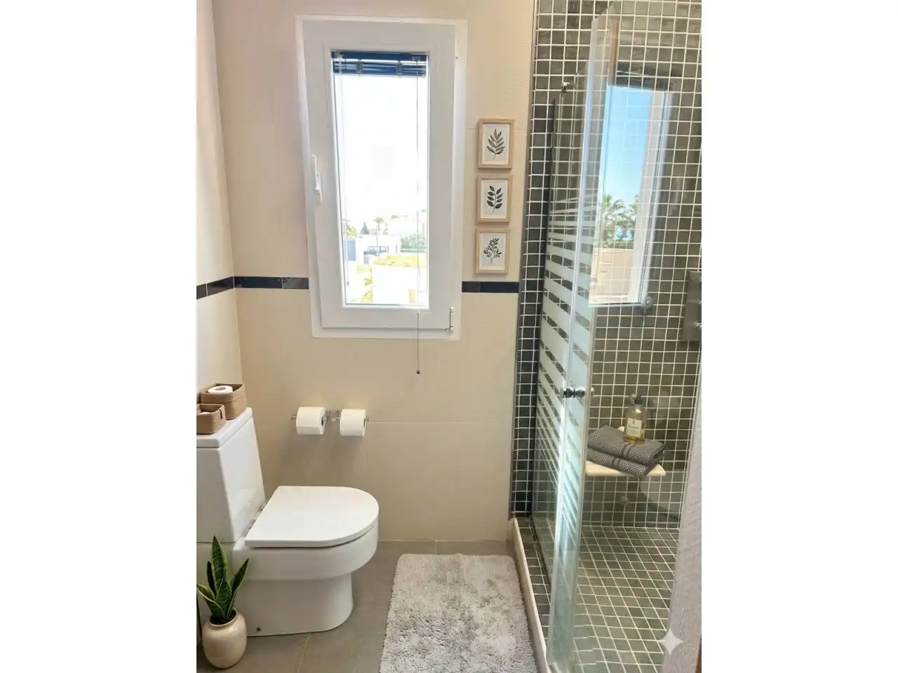 Baño de Casa o chalet en venta en El Ejido con Aire acondicionado, Calefacción y Jardín privado