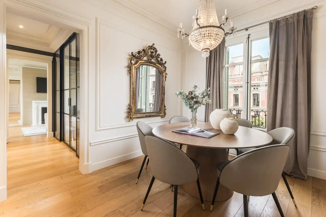Menjador de Apartament de lloguer en Barcelona amb Aire condicionat, Calefacció i Terrassa
