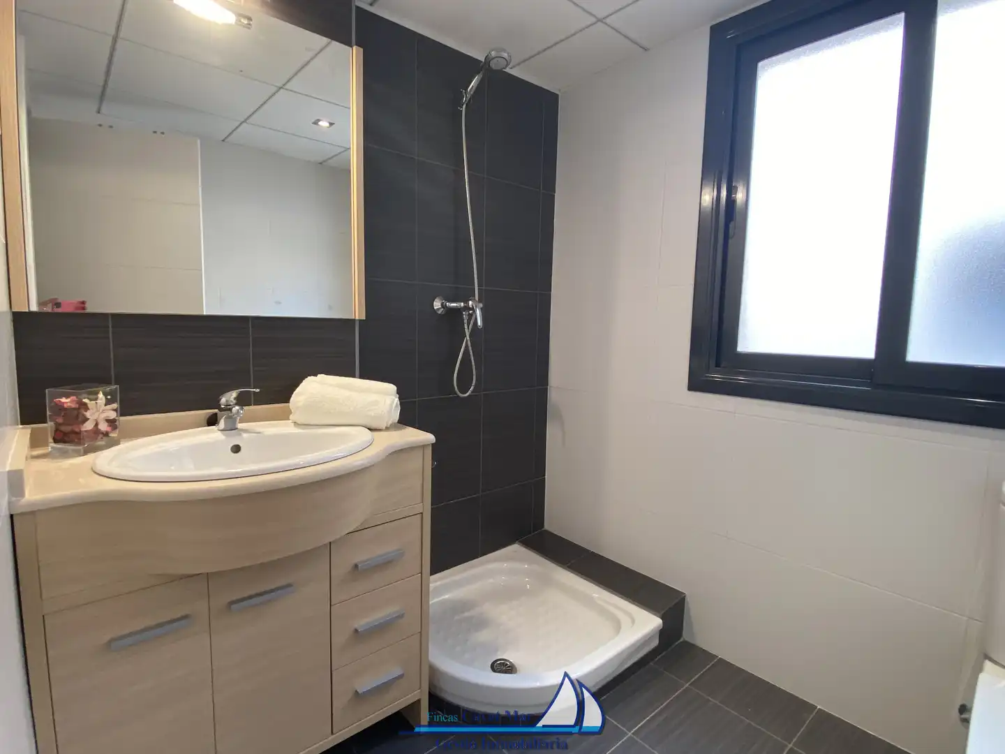 Bathroom of Attic for sale in Cambrils  with Air Conditioner, Heating and Terrace