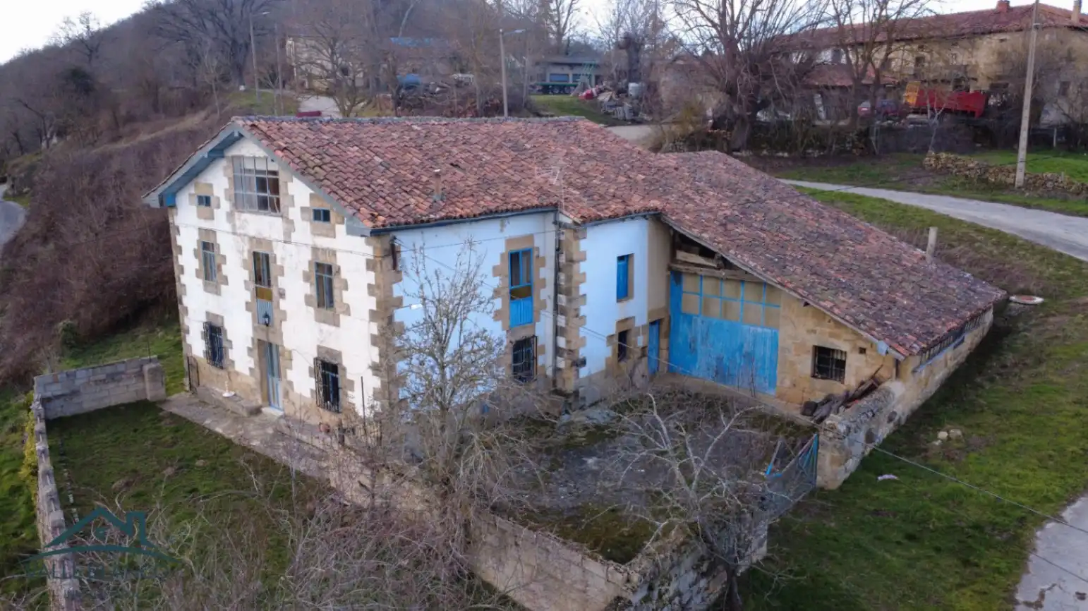 Vista exterior de Casa o chalet en venta en Valle de Valdebezana