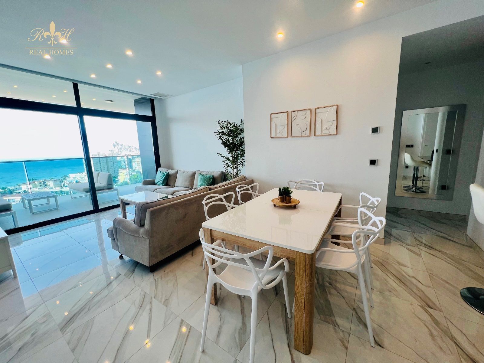 Living room of Flat to rent in Benidorm  with Heating, Terrace and Swimming Pool