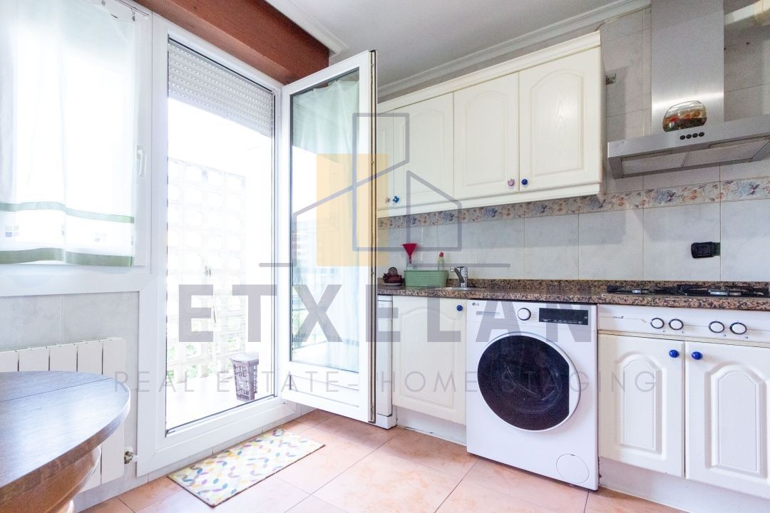 Cocina de Piso en venta en Atxondo con Aire acondicionado, Calefacción y Amueblado