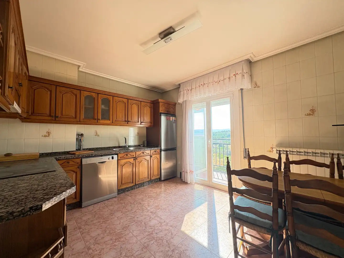 Küche von Wohnung zum Verkauf in Arnedo mit Heizung, Parkett und Terrasse