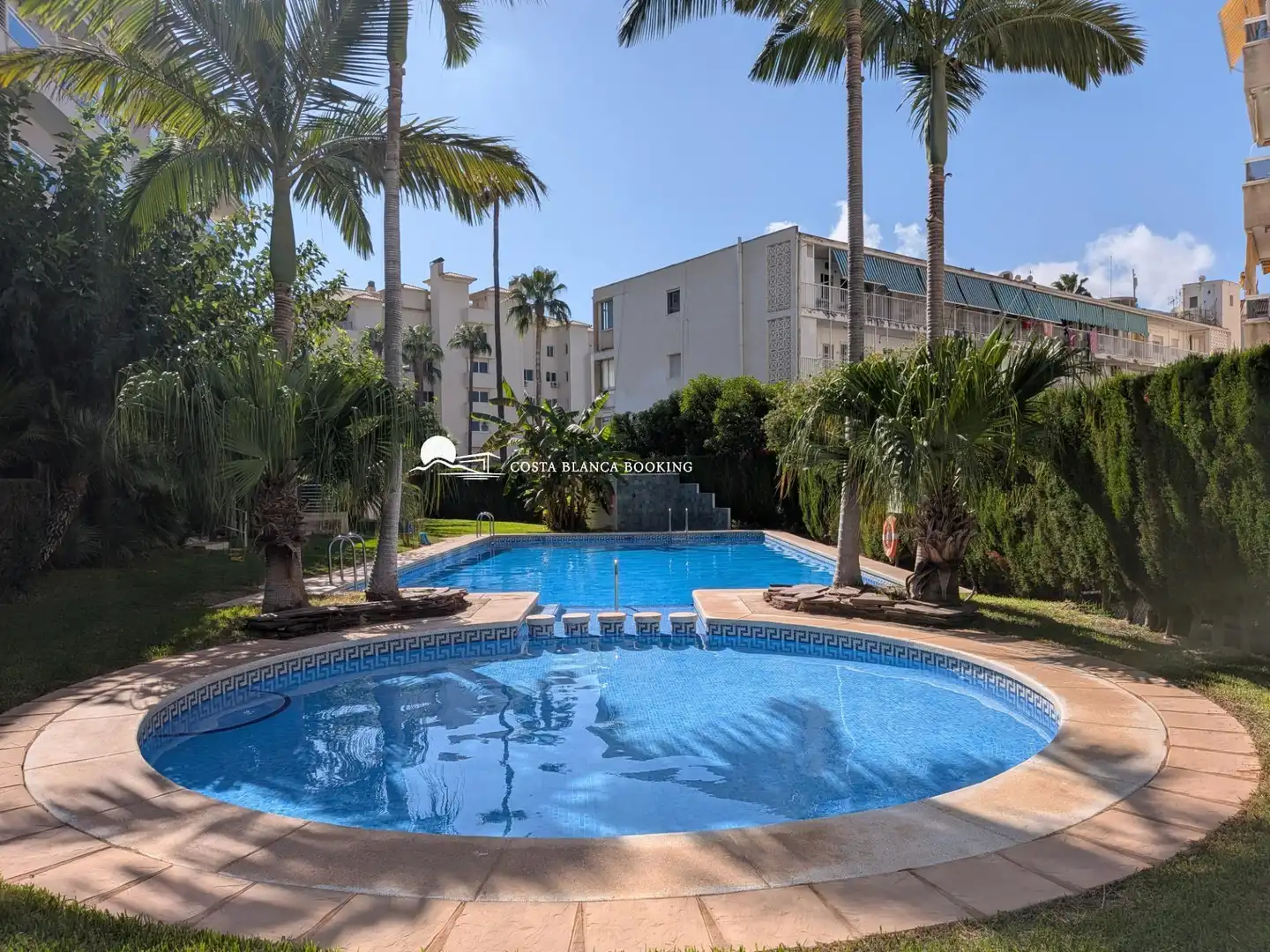 Swimming pool of Apartments for sale in L'Alfàs del Pi  with Air Conditioner, Terrace and Furnished
