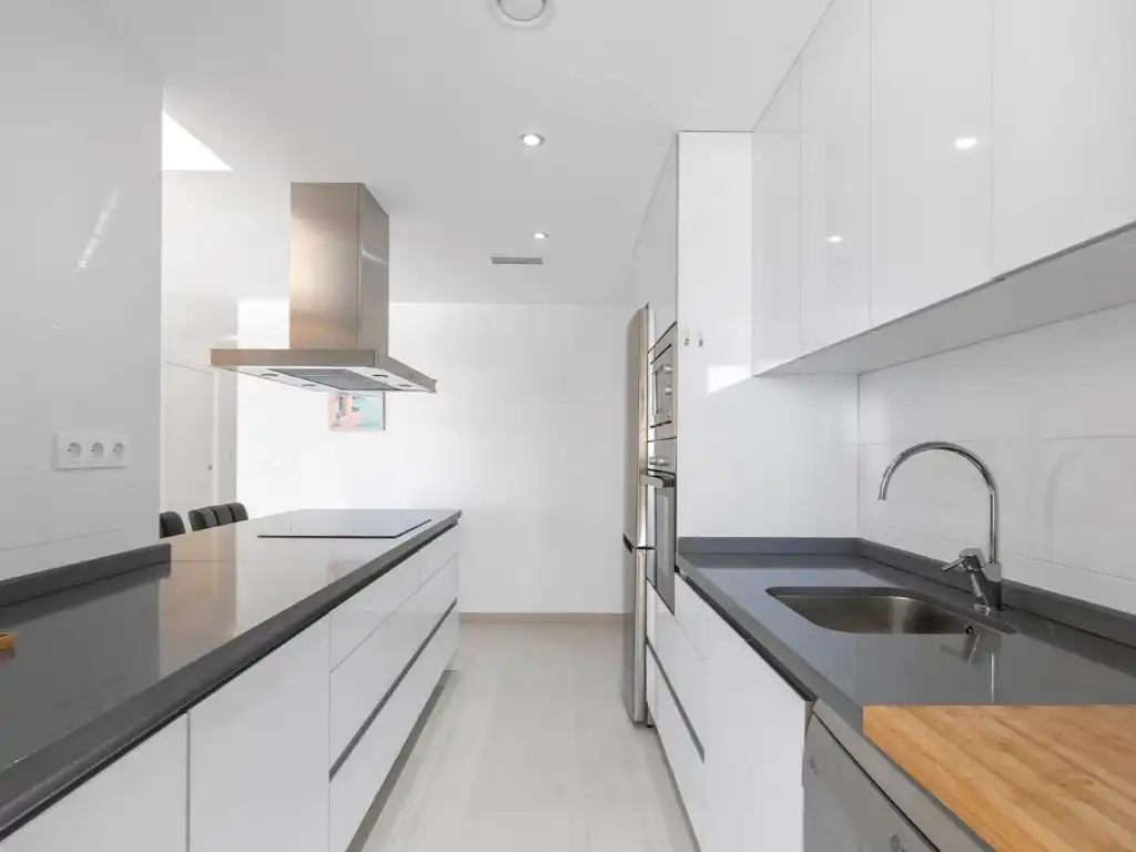 Cocina de Apartamento en venta en Orihuela con Aire acondicionado, Terraza y Piscina
