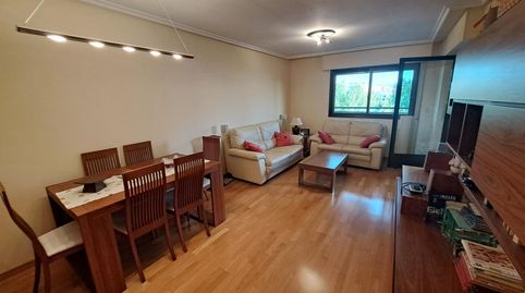 Foto 2 de Piso en venta en De Los Lagos de Alba, 13, Miralbueno, Zaragoza Capital