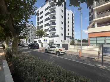 Pis amb balcó en venda a Avenida de la Mare de Déu del Lledó 57