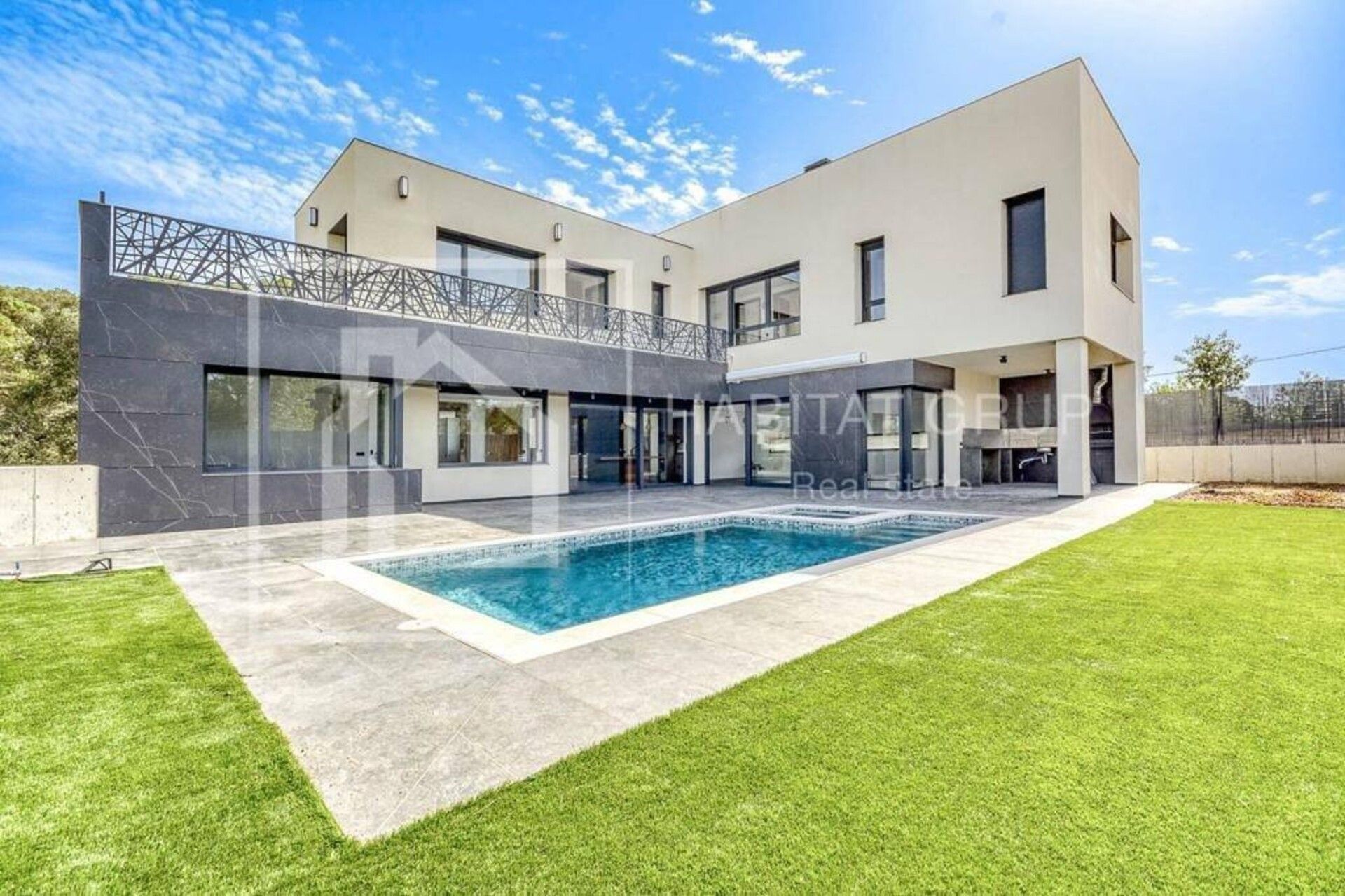 Exterior view of House or chalet for sale in Fornells de la Selva