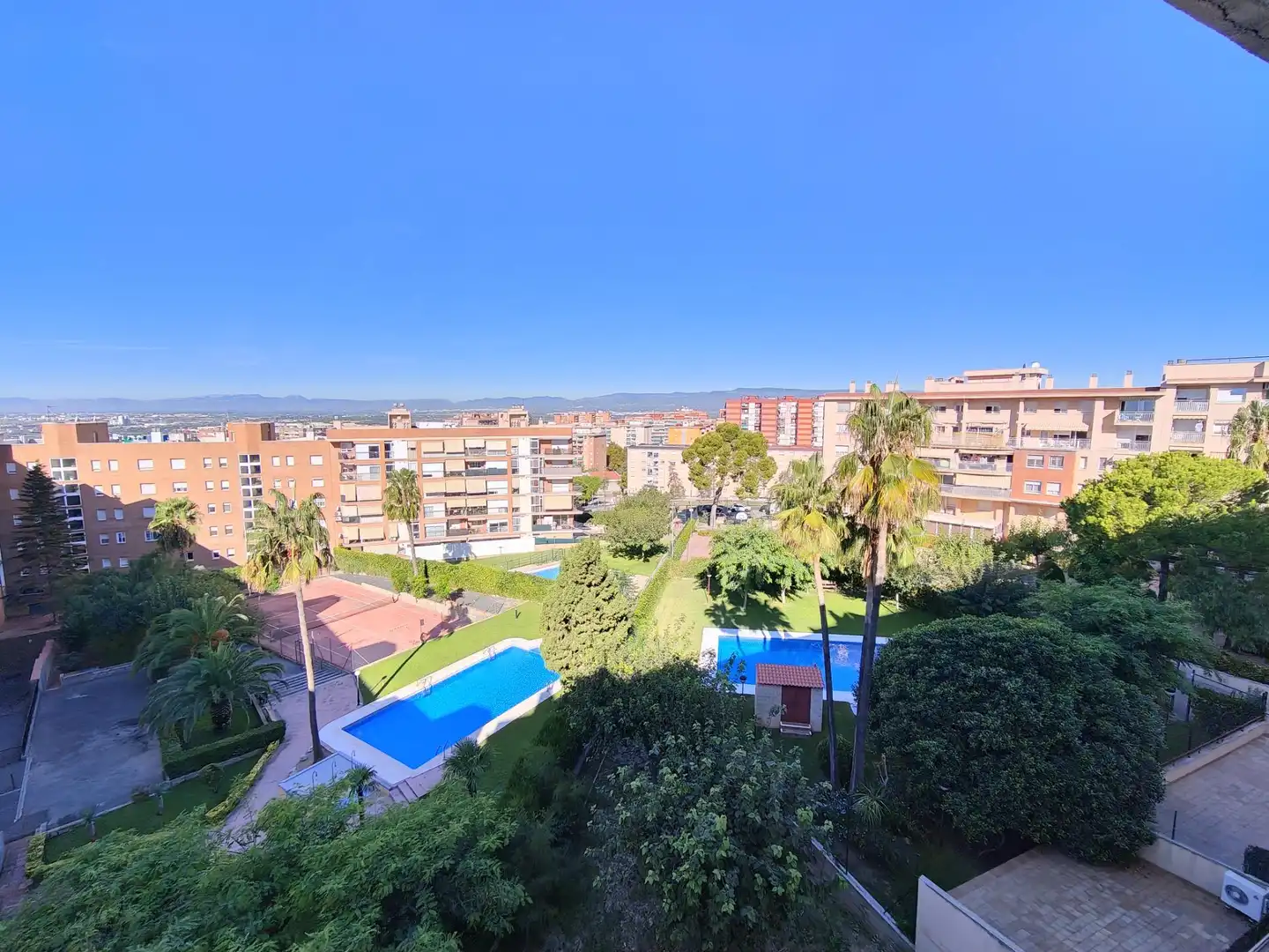 Ático con terraza en venta en Carrer Violant d'Hongria, imagen 27