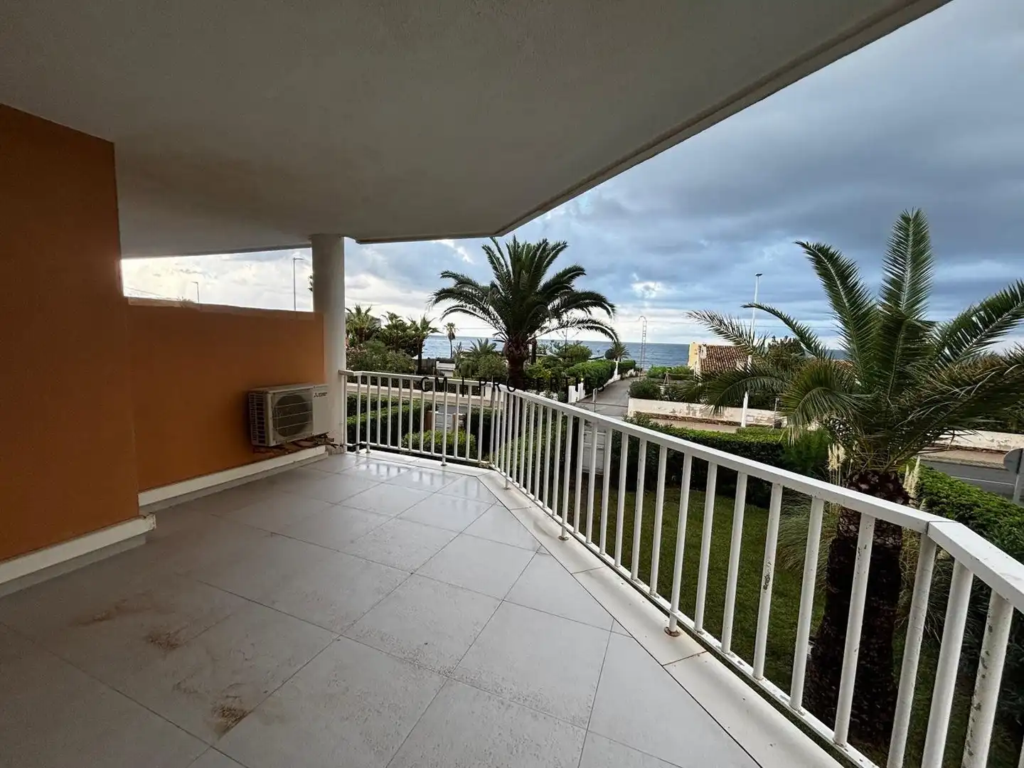 Appartement avec balcon à louer à Ultramar