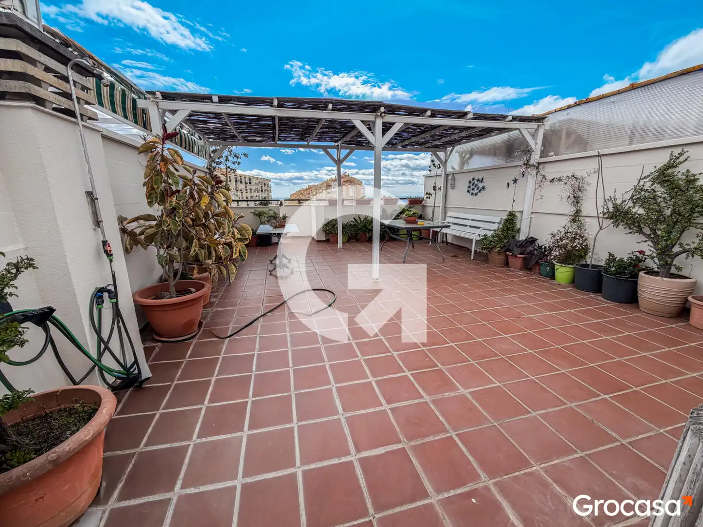 Terrasse von Dachboden zum Verkauf in Rincón de la Victoria mit Privatgarten, Terrasse und Ofen