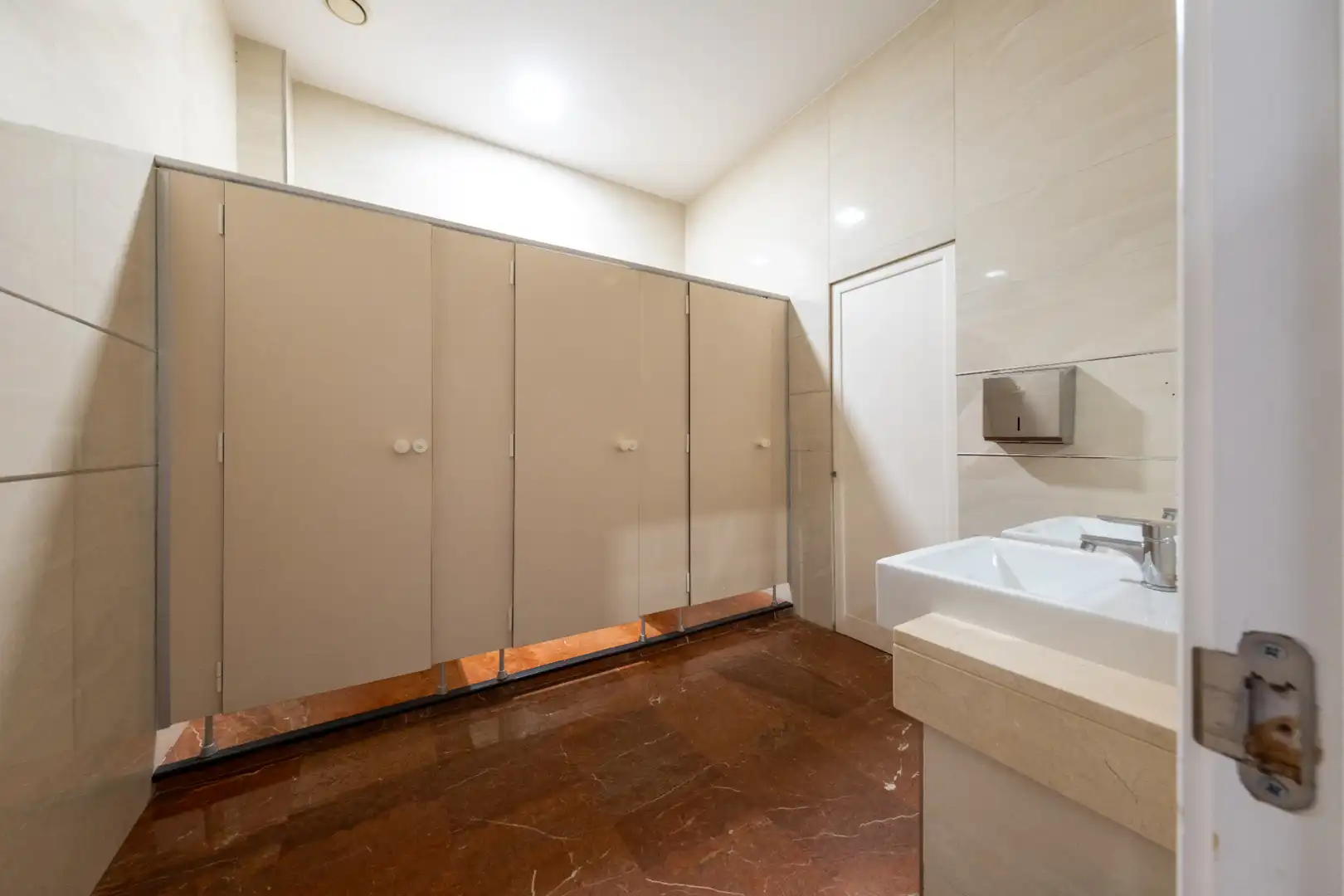 Office space with lift for sale in Calle Bravo Murillo, imagen 100