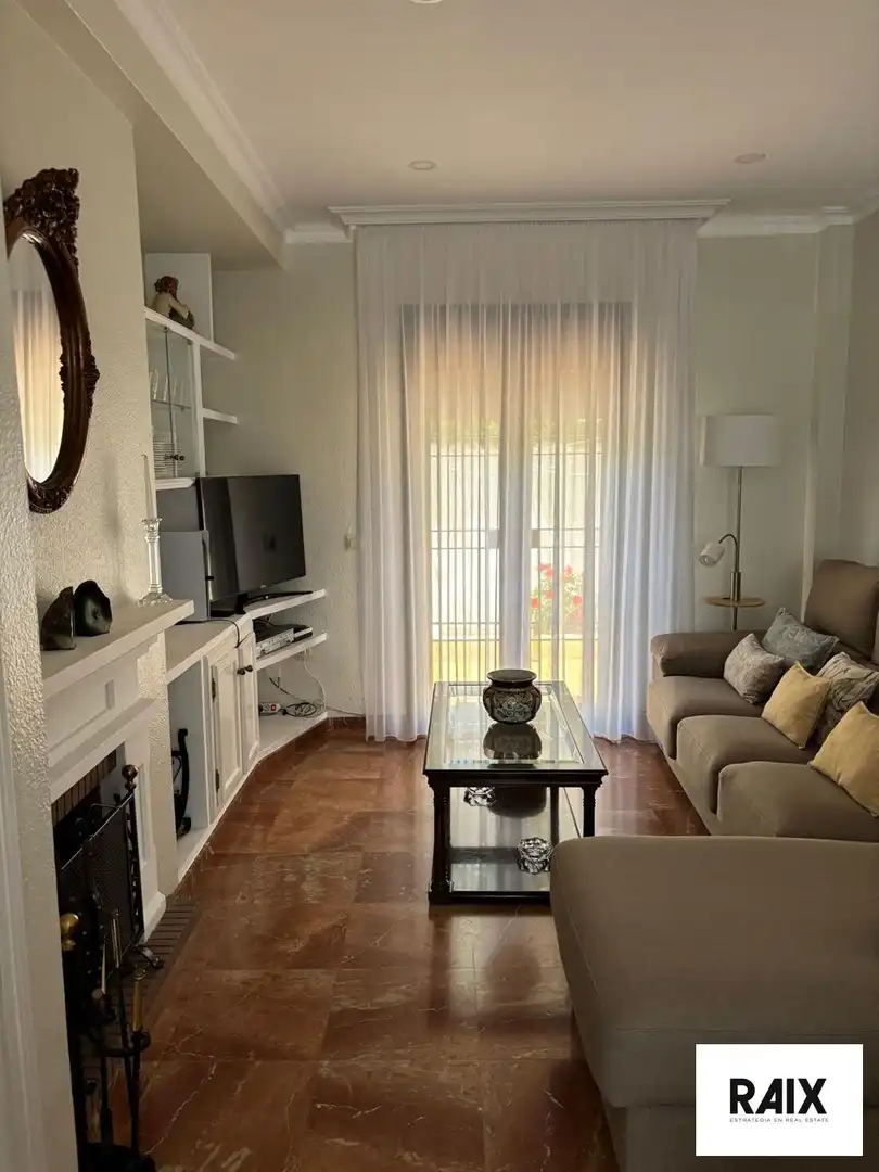 Sala de estar de Casa o chalet en venta en Algeciras con Calefacción, Terraza y Trastero