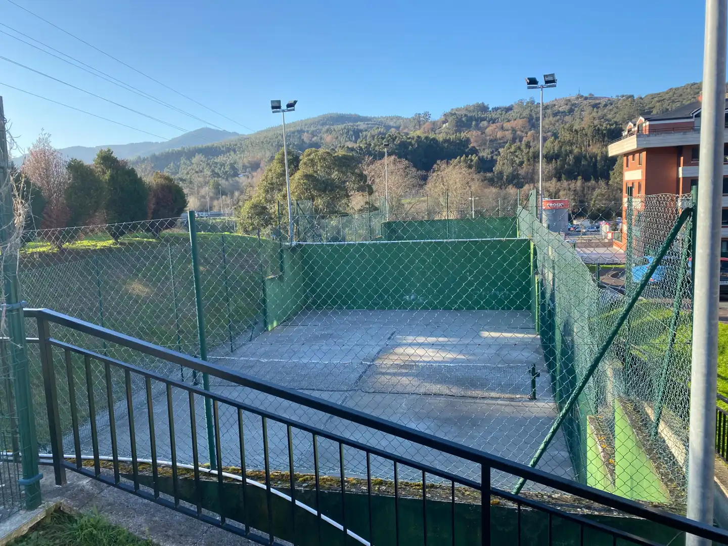 Terraza de Piso en venta en Castro-Urdiales con Calefacción, Jardín privado y Parquet