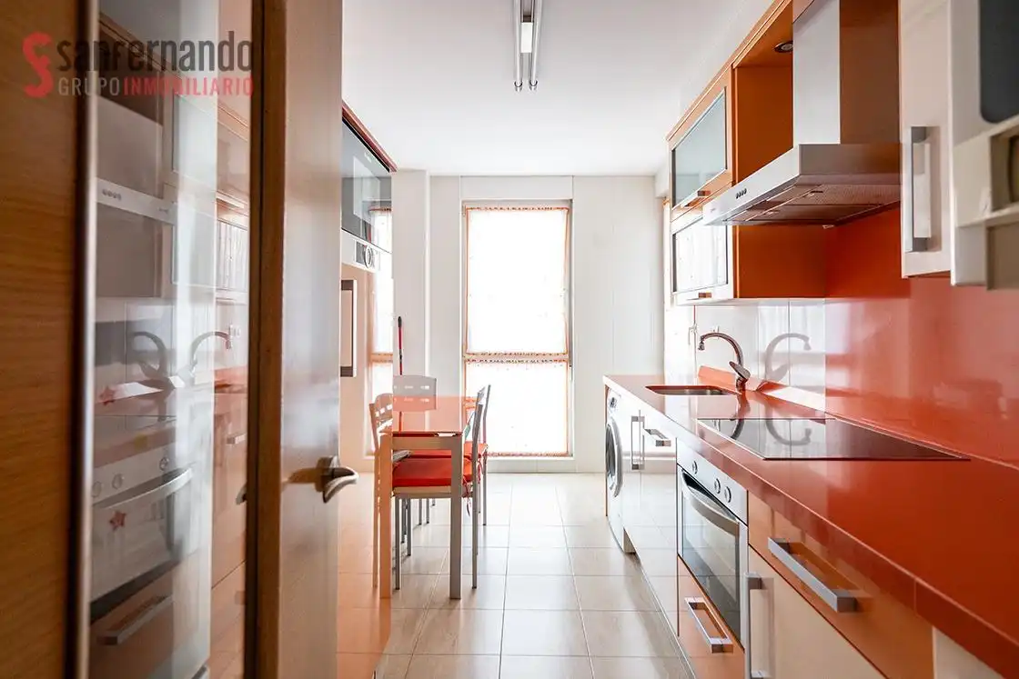 Cocina de Planta baja en venta en Valle de Mena con Calefacción y Jardín privado