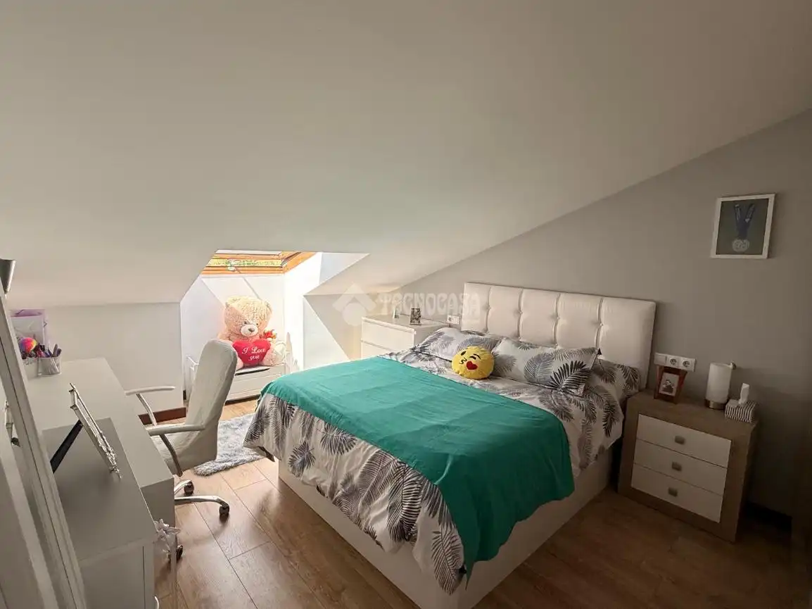 Schlafzimmer von Gebäude zum Verkauf in Villaquilambre