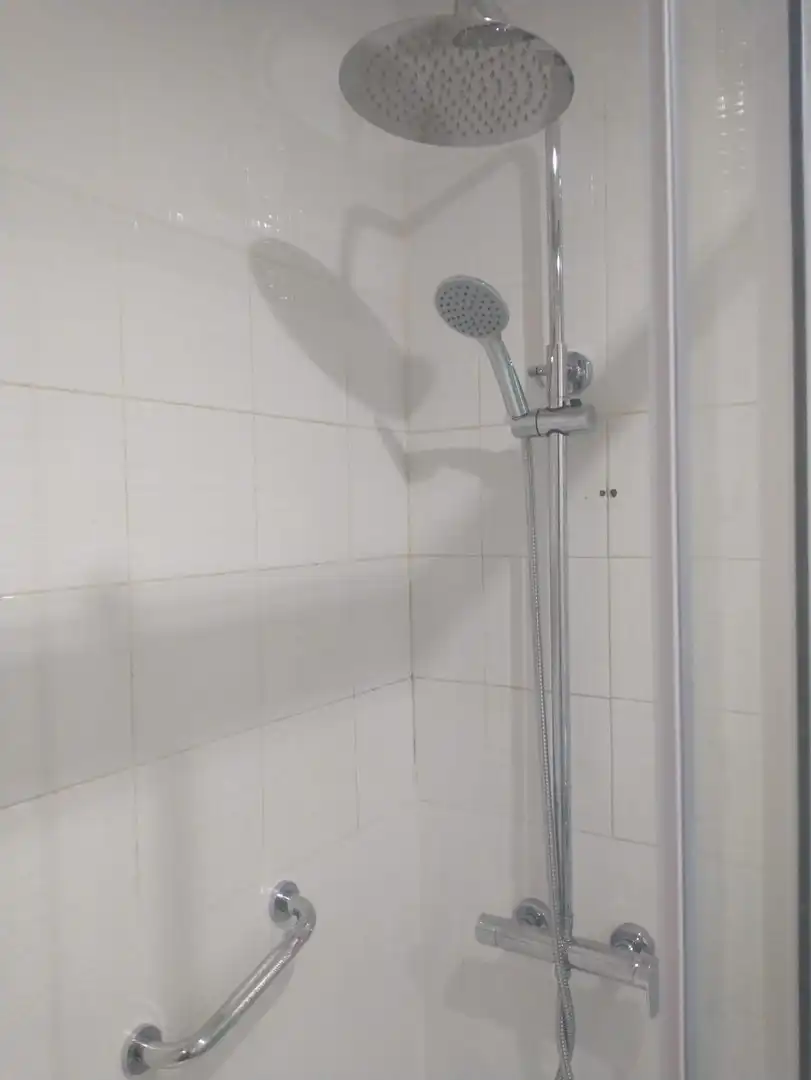 Badezimmer von Wohnung zum Verkauf in Sueca mit Klimaanlage