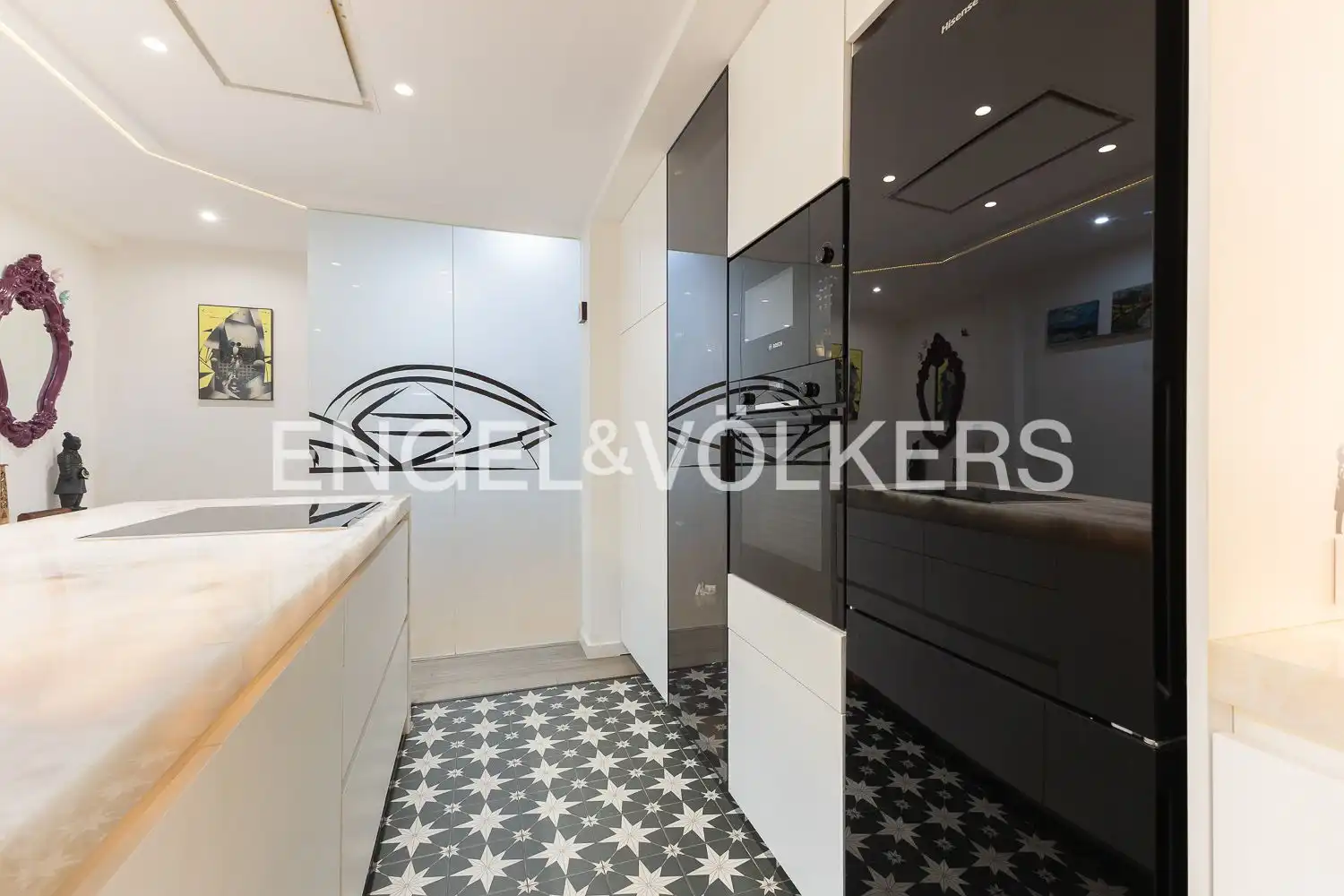 Kitchen of Flat for rent in Valencia  with Air Conditioner, Heating and Parquet flooring