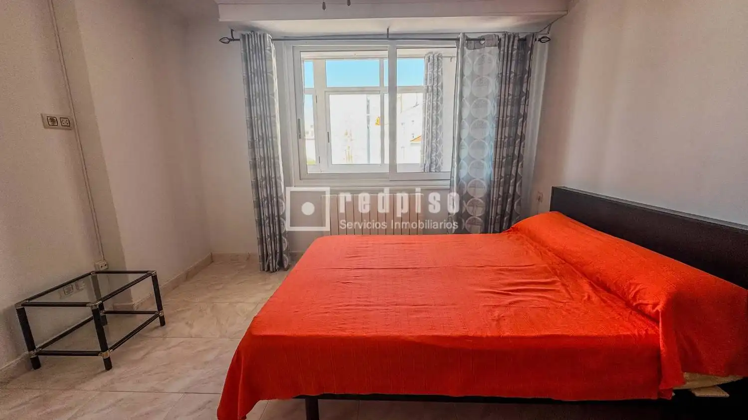 Habitación de Piso en venta en Ferrol con Amueblado