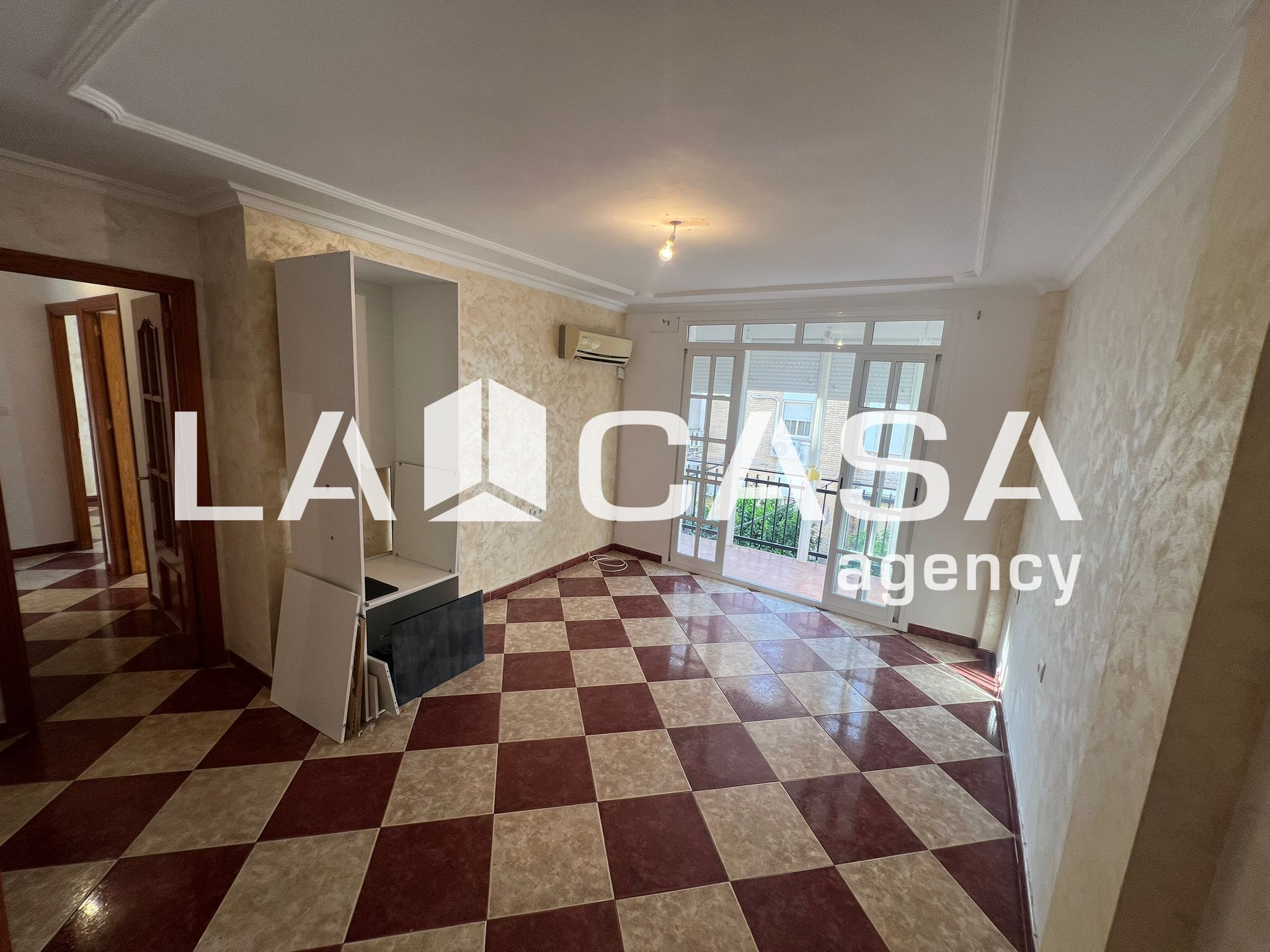 Flat for sale in Dos Hermanas  with Terrace and Balcony