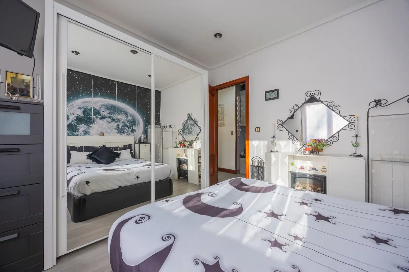 Bedroom of Flat for sale in Alonsotegi