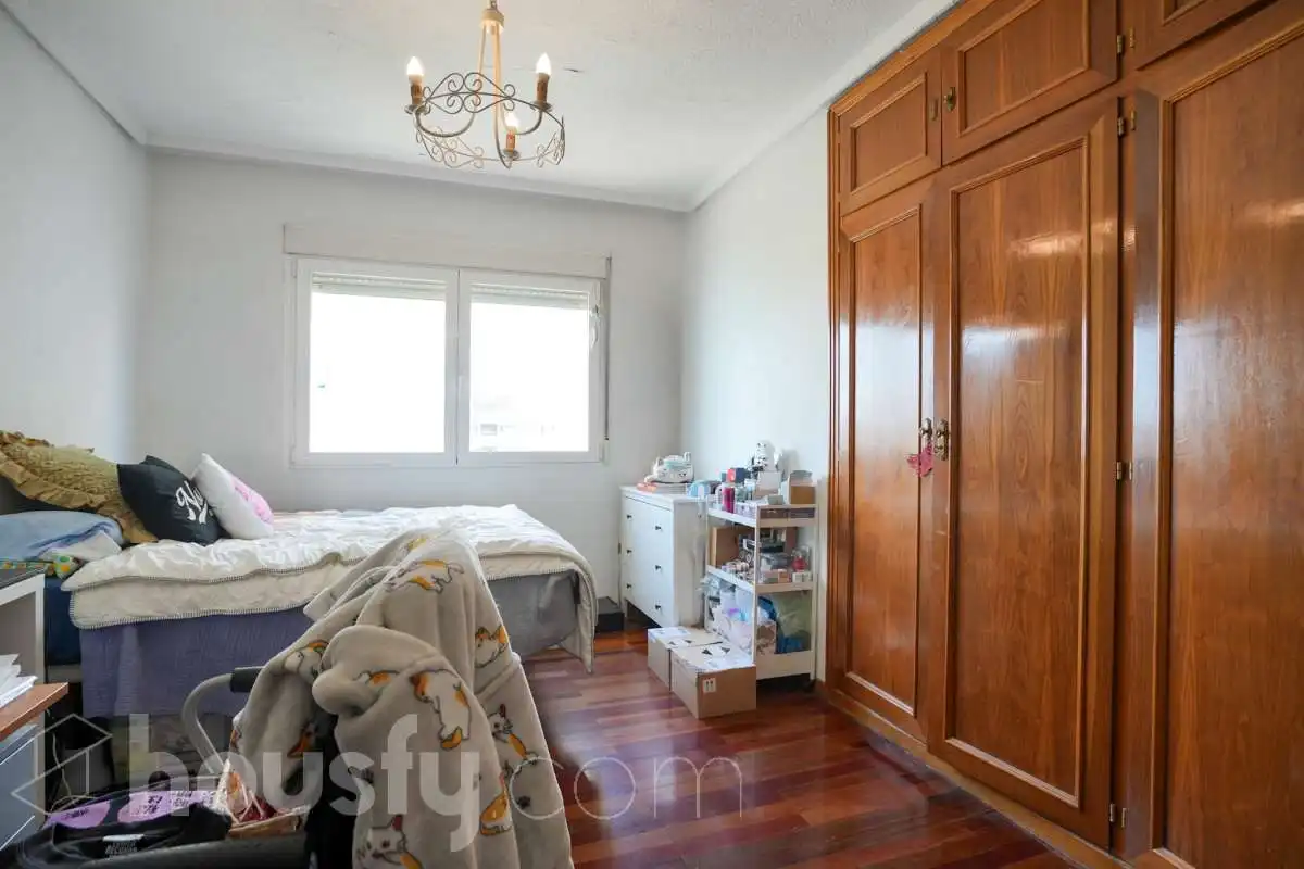 Flat for sale in Calle Santiago Rusiñol, Ciudad Universitaria