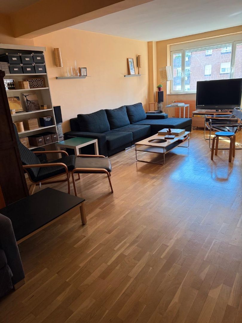 Sala d'estar de Pis en venda en  Madrid Capital amb Aire condicionat i Calefacció