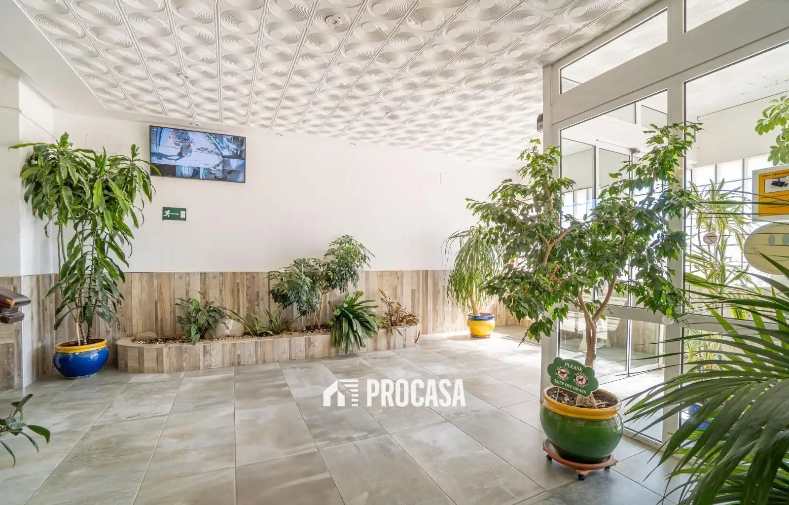 Wohnung zum Verkauf in Empuriabrava mit Klimaanlage, Heizung und Terrasse
