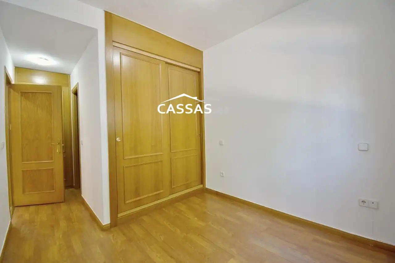 Habitación de Planta baja en venta en Torrejón de Ardoz con Aire acondicionado y Piscina comunitaria