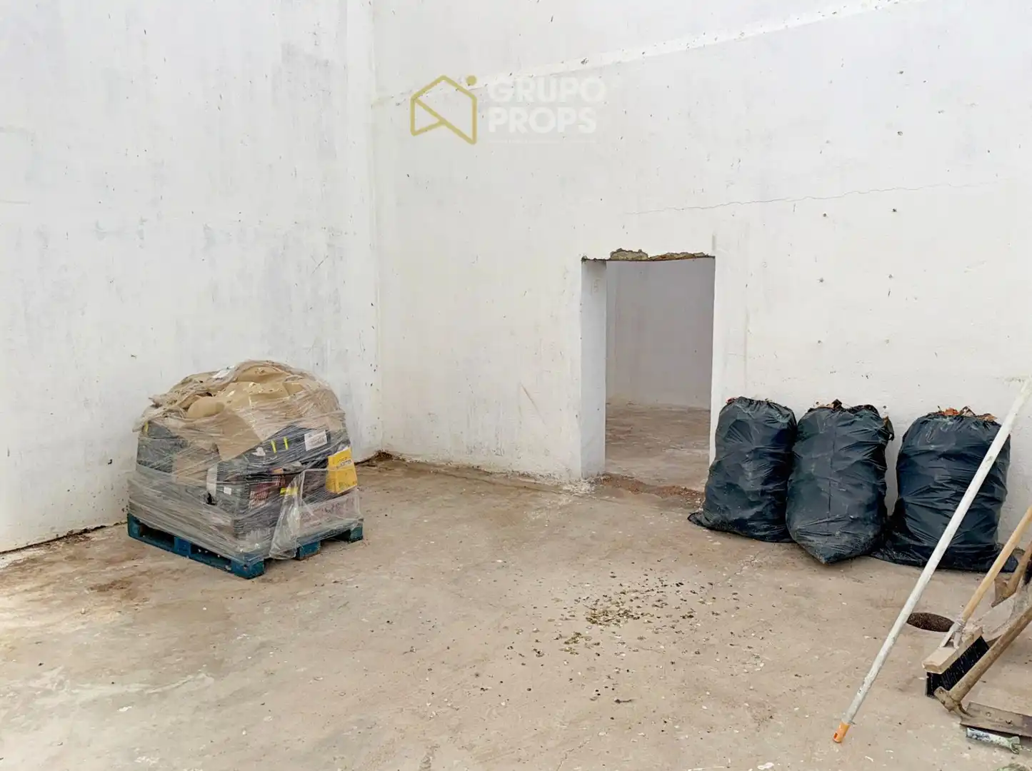 Industrial buildings for sale in Aranjuez