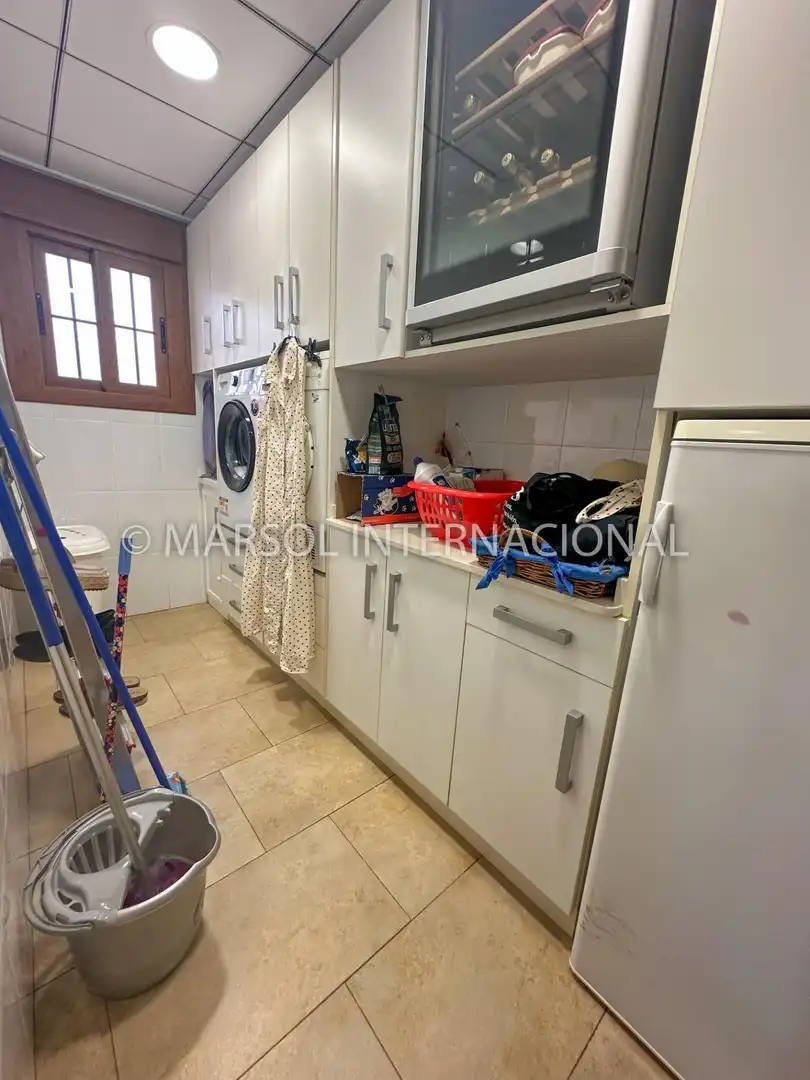 Houses for sale in Redován  with Private garden and Storage room