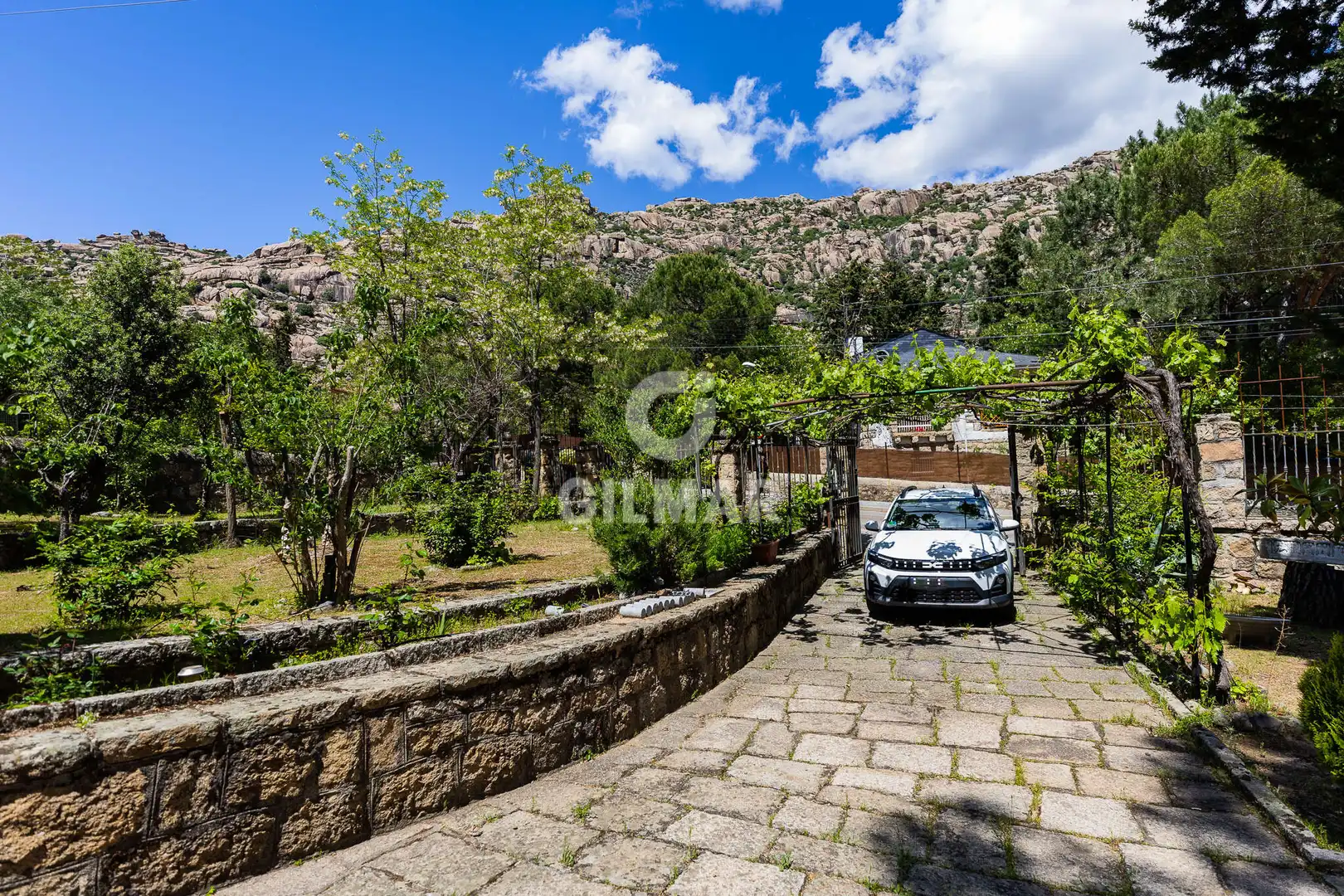 Jardín de Casa o chalet en venta en Manzanares El Real con Calefacción, Jardín privado y Piscina
