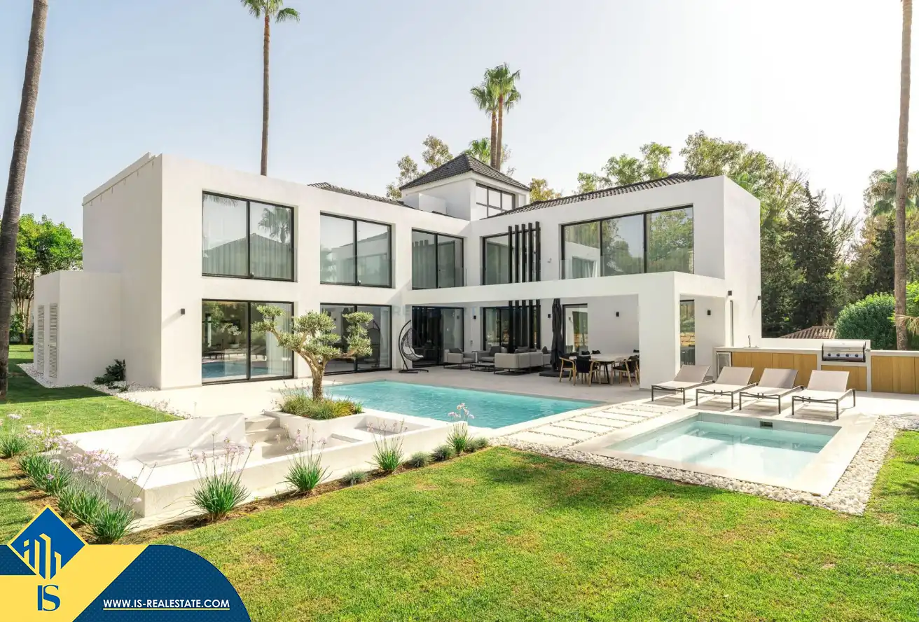 Villa con piscina in vendita a Nueva Andalucía