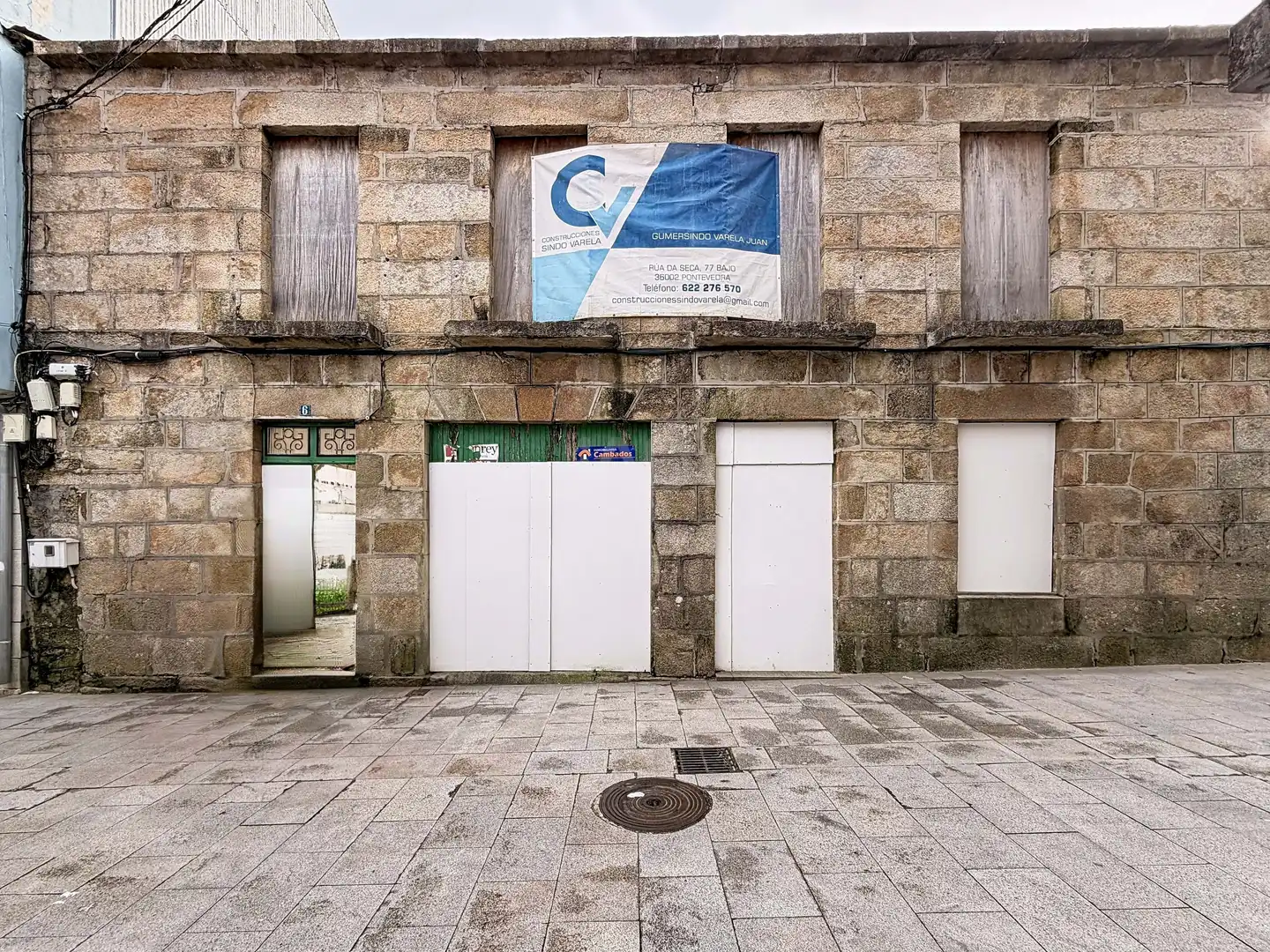 Vista exterior de Casa adosada en venta en Cambados con Aire acondicionado, Calefacción y Terraza