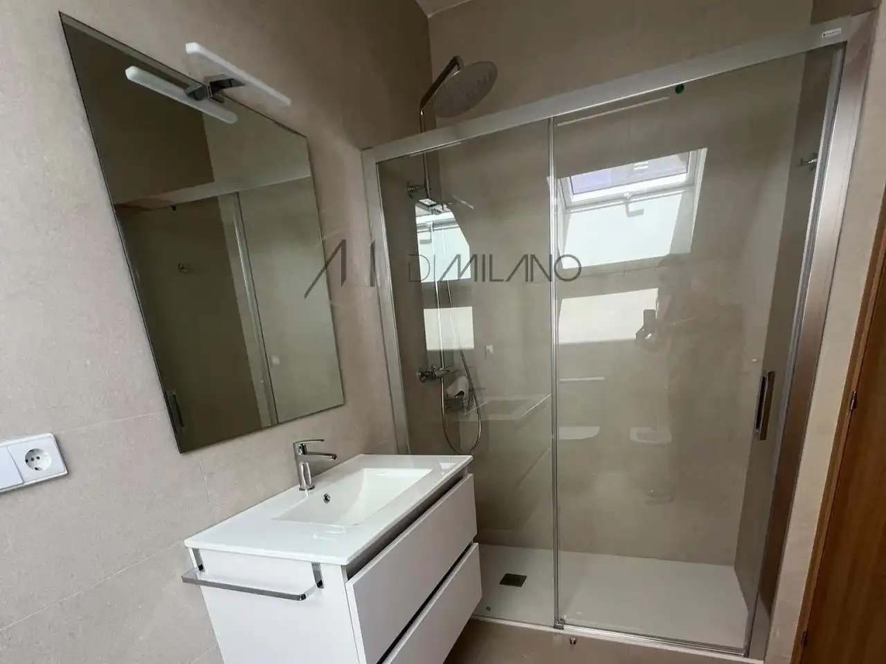 Bathroom of Duplexes for rent in Vigo   with Heating