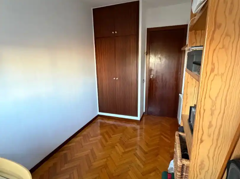 Bedroom of Flat for sale in Nucli Urbà  
