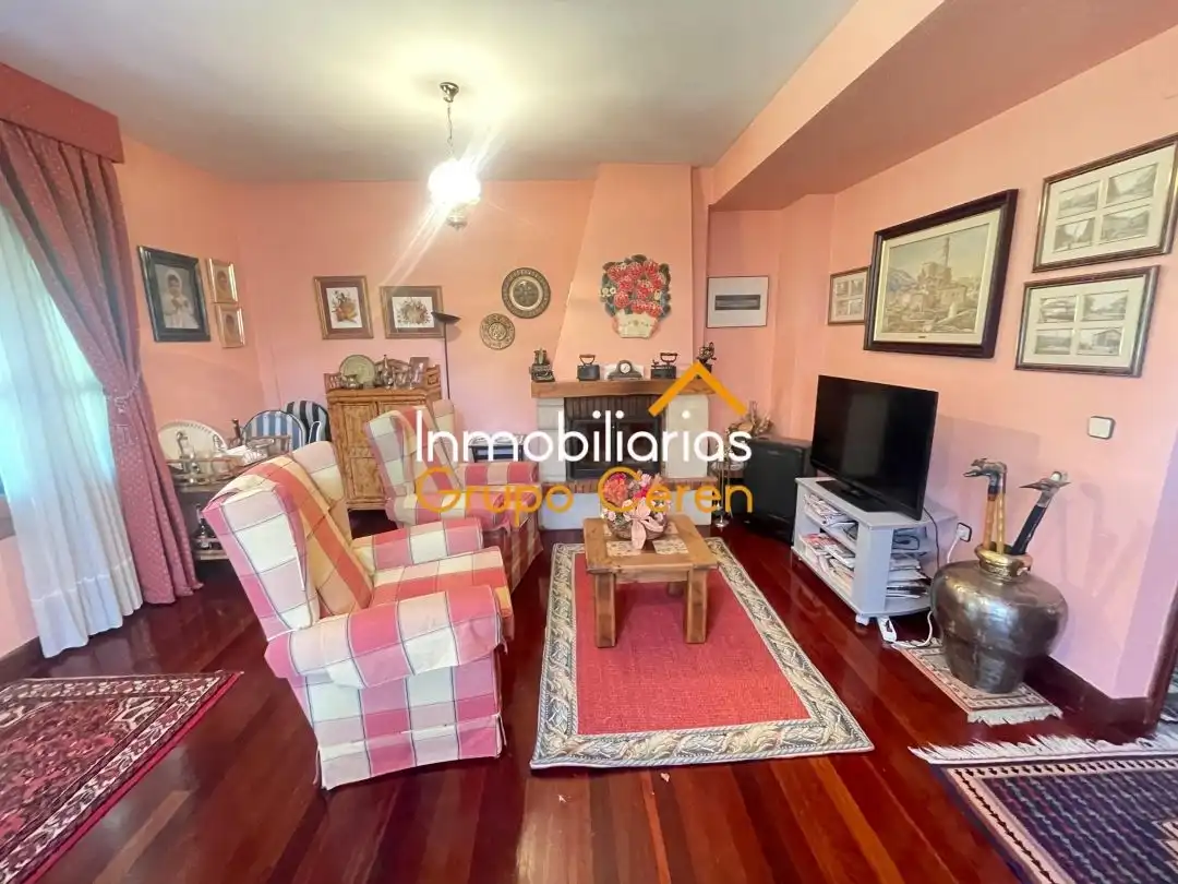Casa adosada en venda a Ezcaray