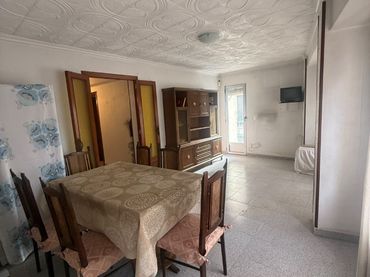 Flat with balcony for sale in Llombai