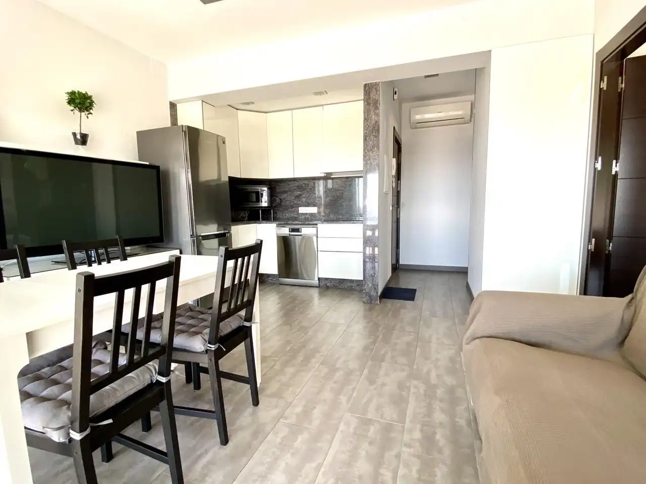 Flat with lift to rent in Paseo Marítimo Rey de España, imagen 6