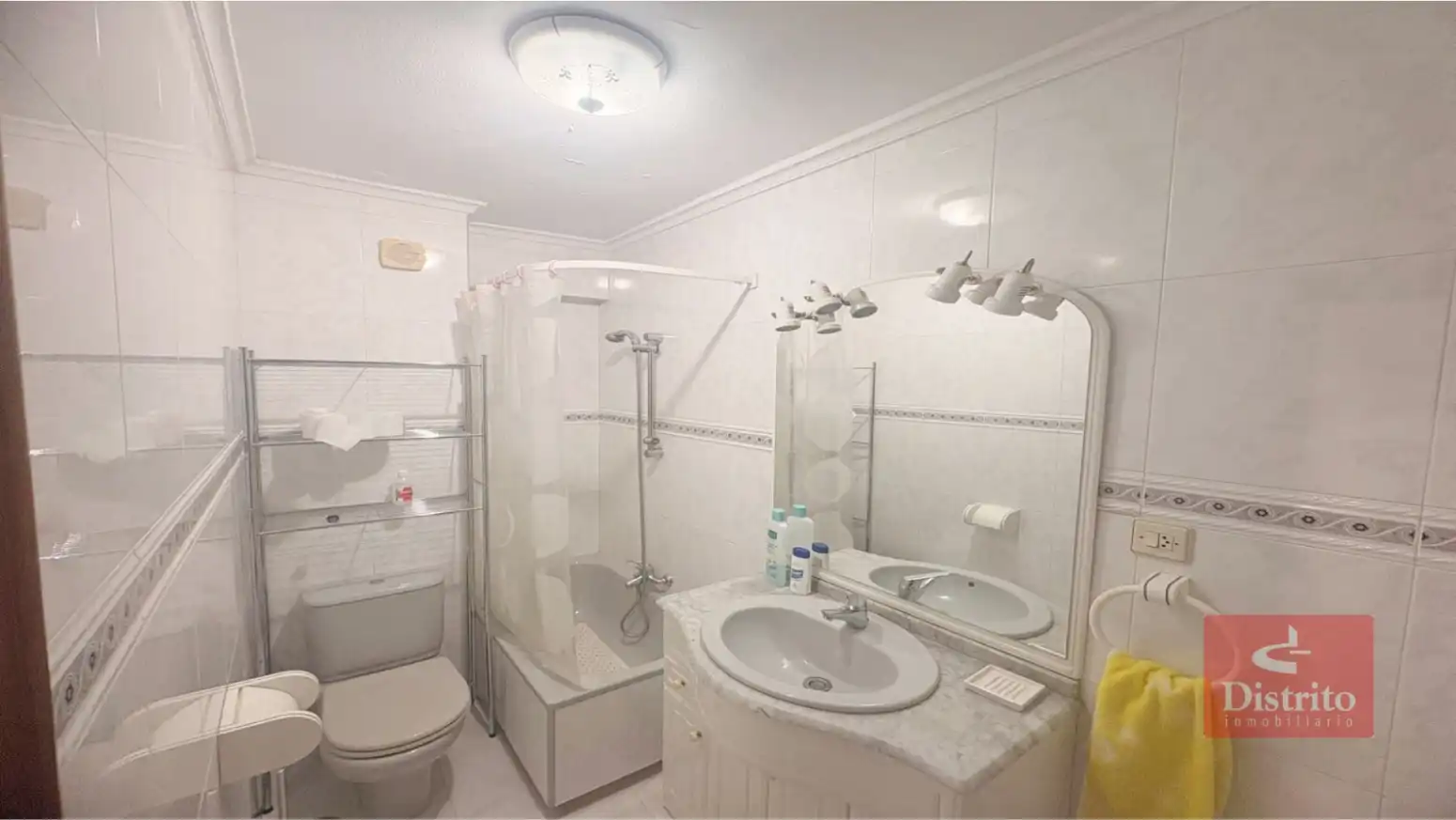 Baño de Piso en venta en Santander con Calefacción