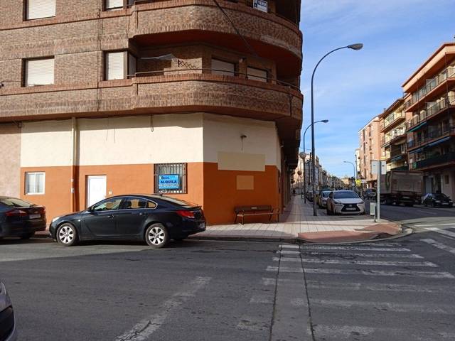 Local comercial en Alquiler en Avenida de los Cuerpos de Obras Publicas, 10 en Santo Domingo de la Calzada