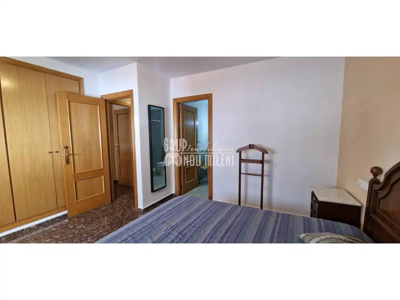 Habitación de Piso en venta en Burjassot con Amueblado y Balcón