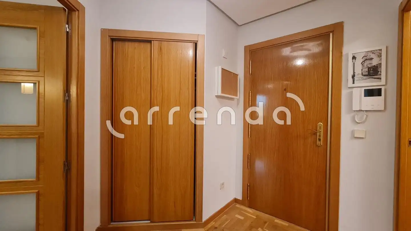 Wohnung zur Miete in Madrid mit Klimaanlage, Parkett und Möbliert