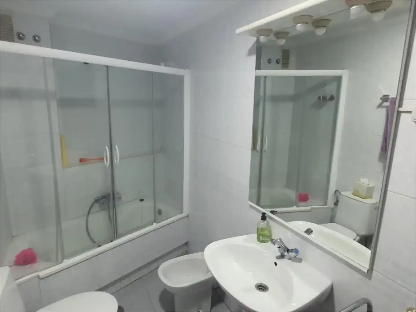 Bathroom of Flat for rent in Este