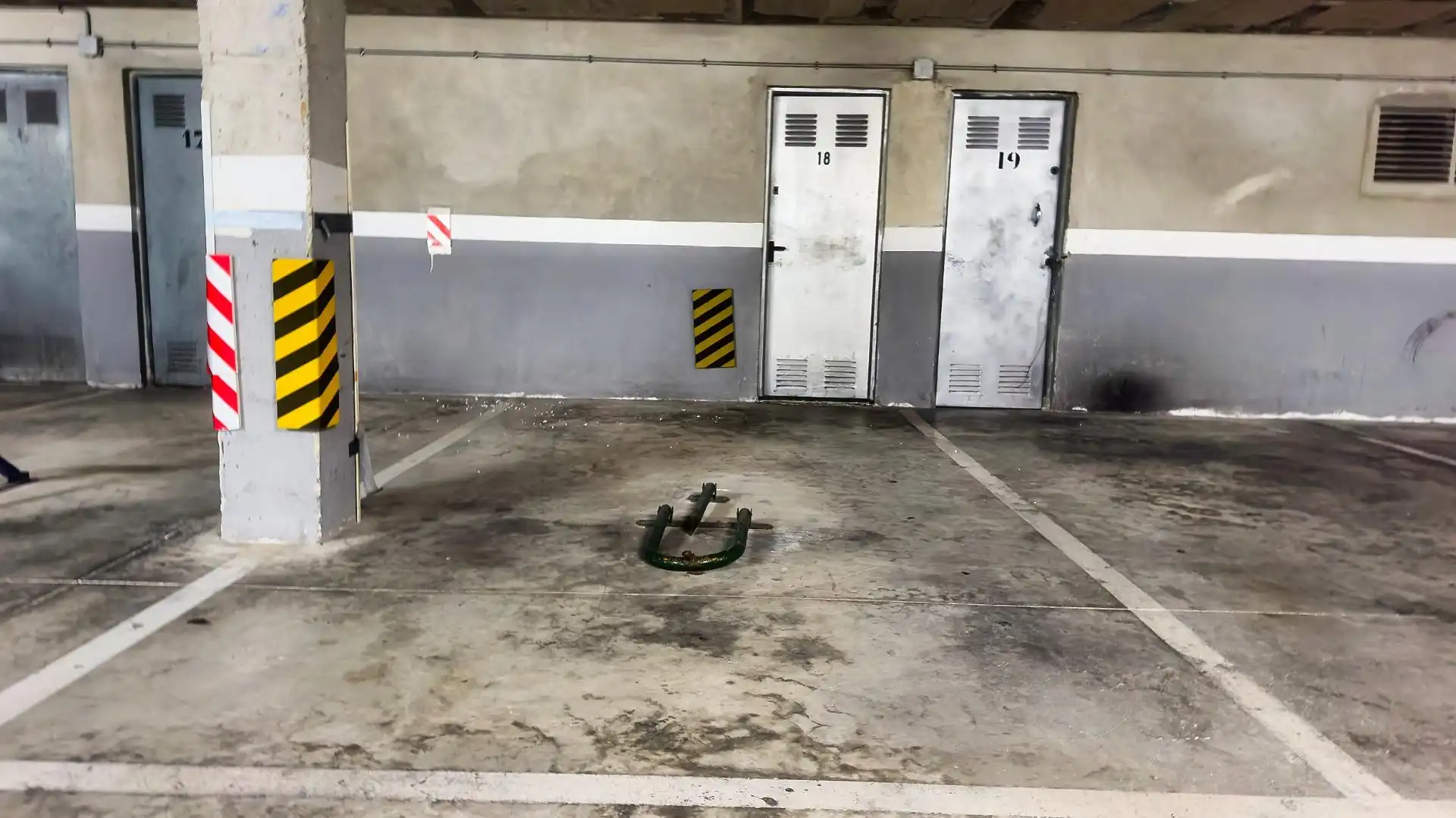 Parking de Piso en venta en Villajoyosa / La Vila Joiosa con Trastero y Piscina comunitaria