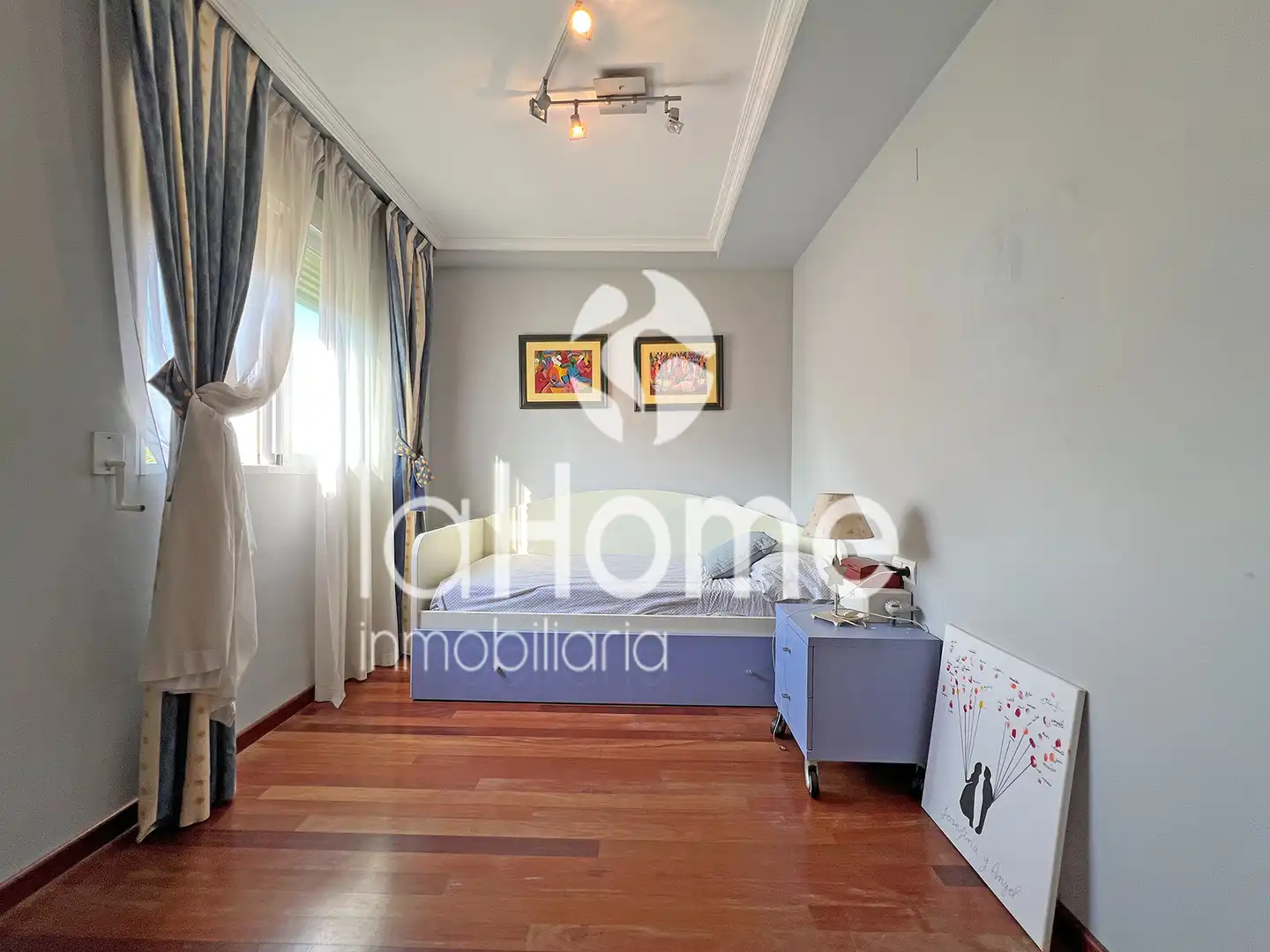 Sala d'estar de Casa adosada en venda en Mas Camarena  