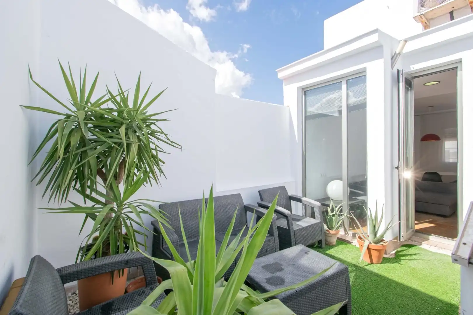 Terrace of Flat for sale in Sevilla  with Air Conditioner, Terrace and Furnished