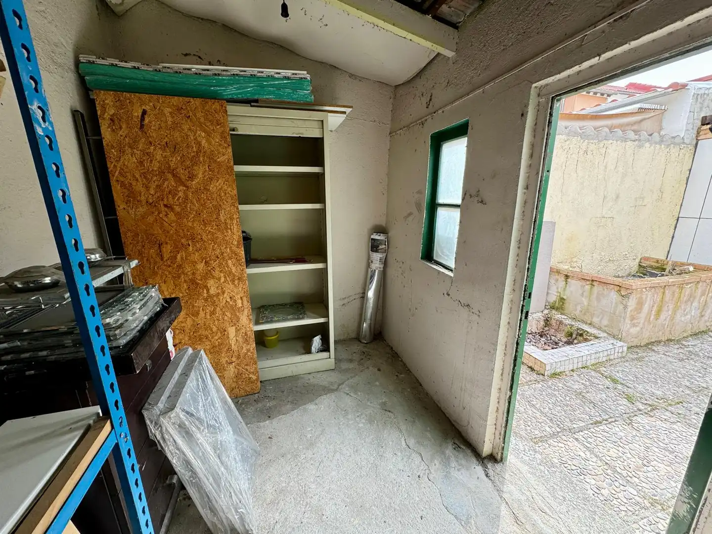 Maisonette zum Verkauf in Madrid mit Klimaanlage und Privatgarten